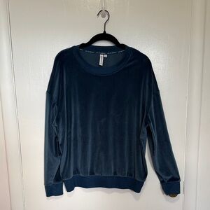 Elegant Navy Crew Neck Sweater